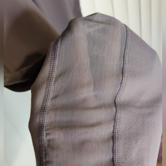 Fabletics Mauve Activewear Leggings - Picture 3 of 4